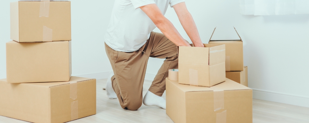 引っ越しの一時的な荷物置き場として
